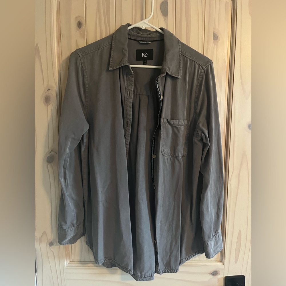 Tentree Ten Tree 10 Tree Women’s Blouse Button down button up shirt